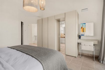 1c97f32a511a824af91ed27aa8e980da - 23