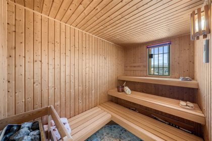 1c97f32a511a824af91ed27aa8e980da - 38