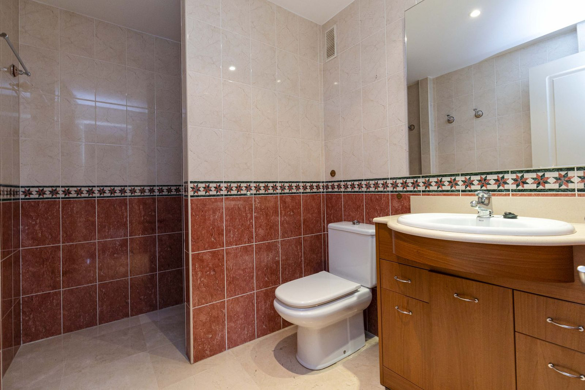 1cc365043493874ac3cb24464e69c739 - 14