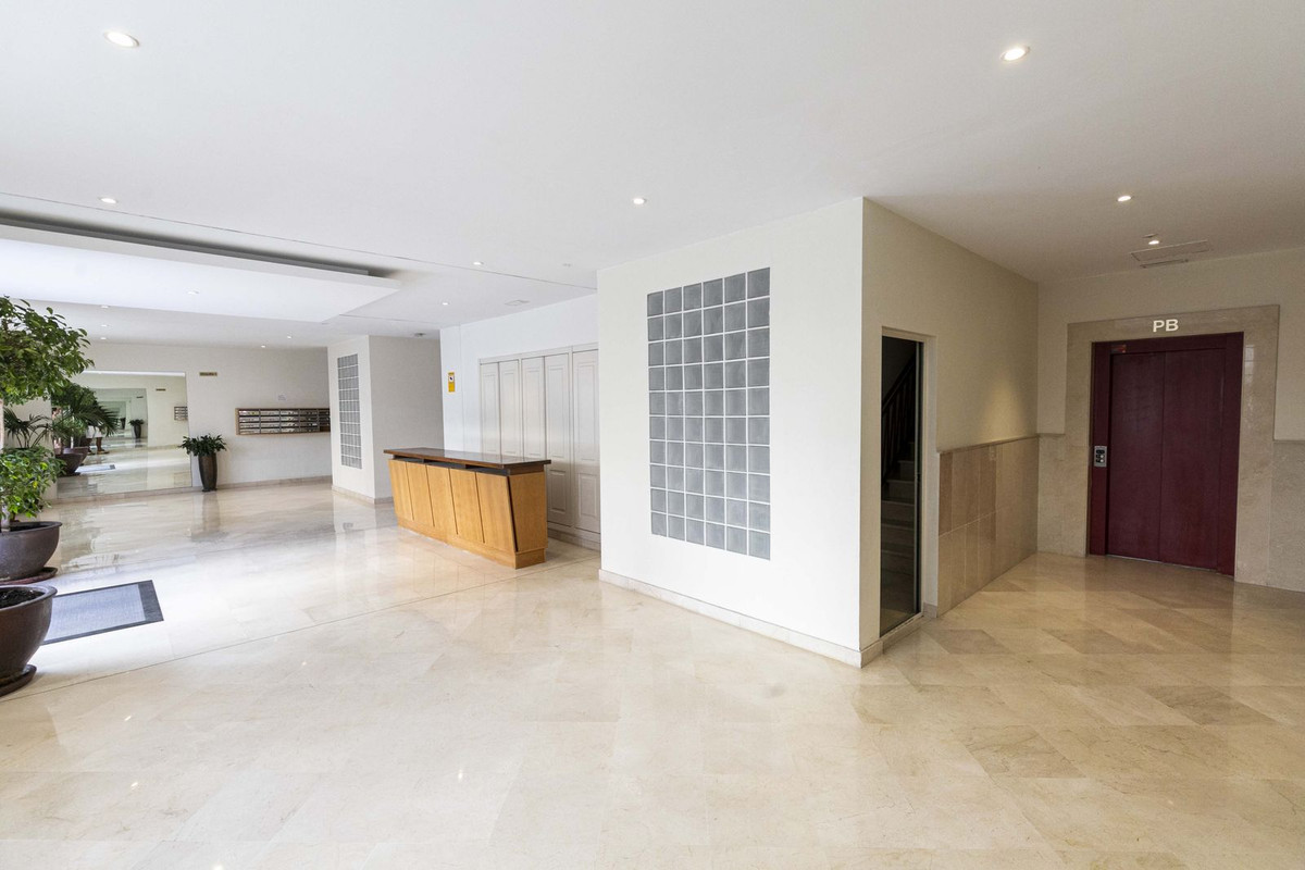 1cc365043493874ac3cb24464e69c739 - 20