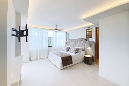 1cf1c6d09c8b9035ed0939776114fda2 - 11