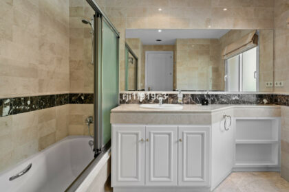 1d2cab7e23f6c1d52a0481e5d9af02be - 21