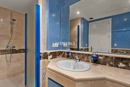 1d2cab7e23f6c1d52a0481e5d9af02be - 26