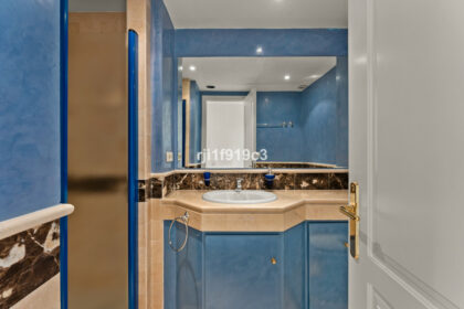 1d2cab7e23f6c1d52a0481e5d9af02be - 27