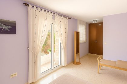 1edf39ba7721f9a396ff3f456e259968 - 12