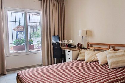 1efb9a29b360d7c0f823a2ecd2425ec0 - 35