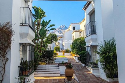 1efb9a29b360d7c0f823a2ecd2425ec0 - 45