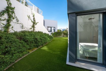 1f1e3571afff93c8ee899e781474e7f1 - 26