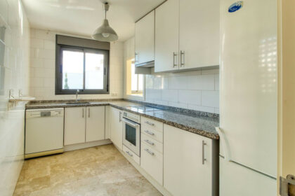 1f68124b36050e9f55aaa7e5e03a8bc1 - 17