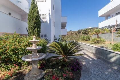 1f68124b36050e9f55aaa7e5e03a8bc1 - 32