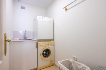 1fad02c1856c47a074b75896b50fdab9 - 36