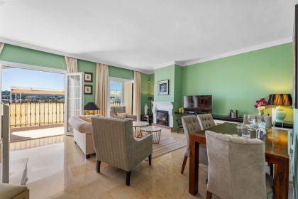 1fad02c1856c47a074b75896b50fdab9 - 9