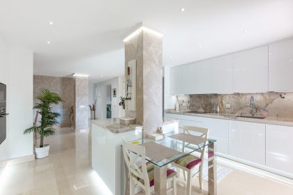 2036e53093560f2c4736ebf7ff07fe86 - 10