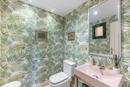 2036e53093560f2c4736ebf7ff07fe86 - 15