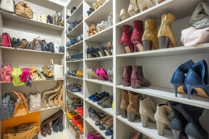 2036e53093560f2c4736ebf7ff07fe86 - 18