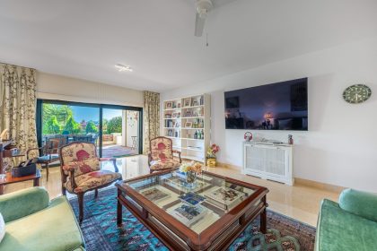 2036e53093560f2c4736ebf7ff07fe86 - 23