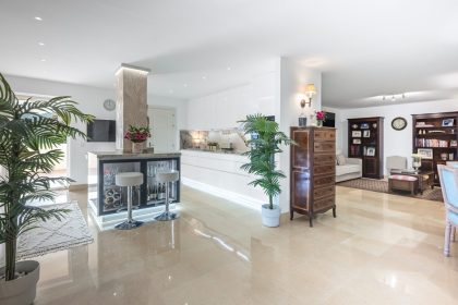 2036e53093560f2c4736ebf7ff07fe86 - 28