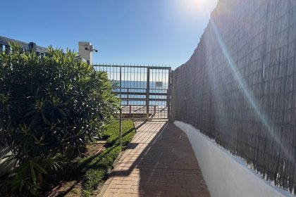 20a6d5179342c3dc9e2eb0412de15523 - 19