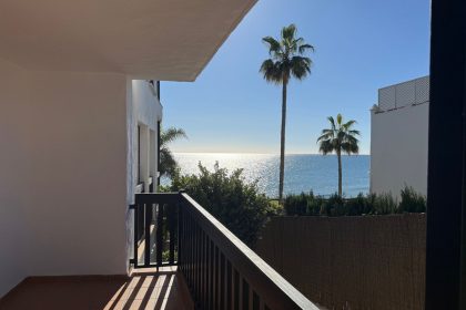 20a6d5179342c3dc9e2eb0412de15523 - 2