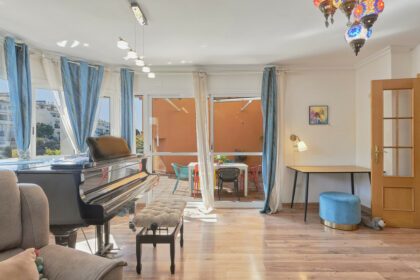 212b90548ec655efe04289a925f53caf - 12