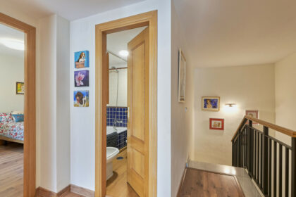 212b90548ec655efe04289a925f53caf - 30