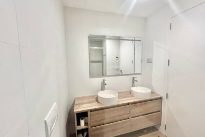 2149a1efcfd14ddf4a9beffc7b3e67e2 - 12