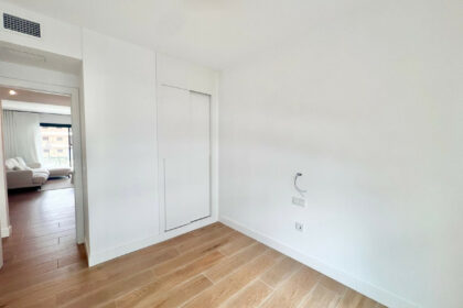 2149a1efcfd14ddf4a9beffc7b3e67e2 - 17