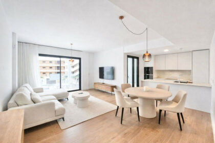 2149a1efcfd14ddf4a9beffc7b3e67e2 - 4