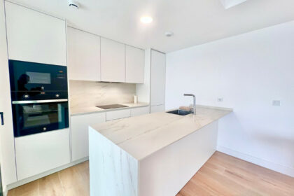 2149a1efcfd14ddf4a9beffc7b3e67e2 - 7