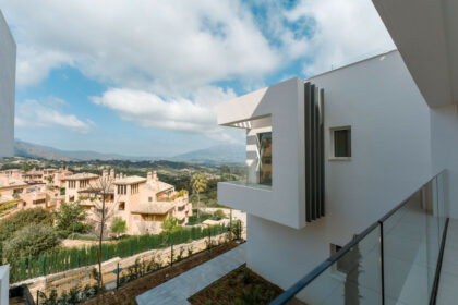 21b9a4b7977b3c2cf4d4155e903cc782 - 12