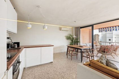 21d308088fa99acd53b8a417c303d050 - 7