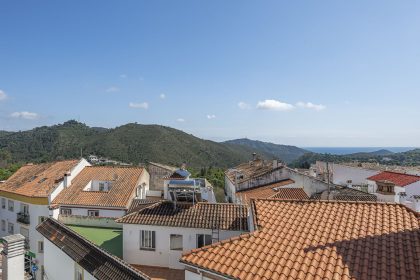 22326e4fc9529123cd06c7c1aef4ff71 - 4