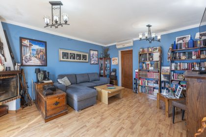 22326e4fc9529123cd06c7c1aef4ff71 - 8