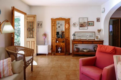 223b264b7e6a2a673f56a1b47c059450 - 17