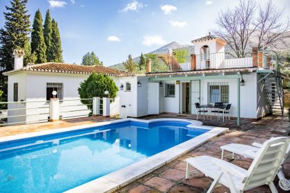 223b264b7e6a2a673f56a1b47c059450 - 46