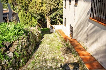 223b264b7e6a2a673f56a1b47c059450 - 73