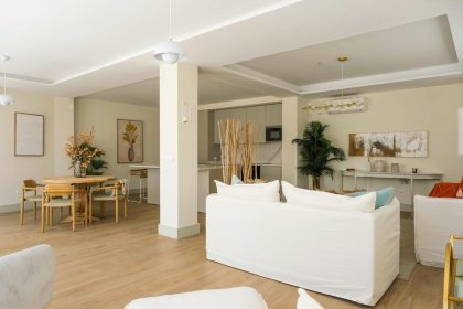 2273023833d16b90a7f6b319ecdae130 - 24