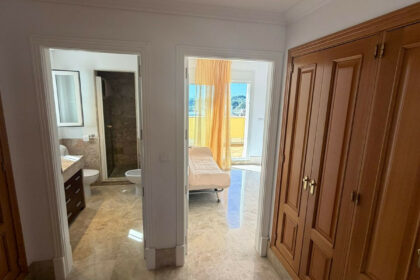 2292c200353459860c597de34782c4a1 - 24