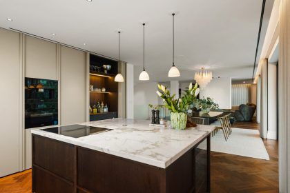 22fce7a035204c023bcc8eb875def644 - 10