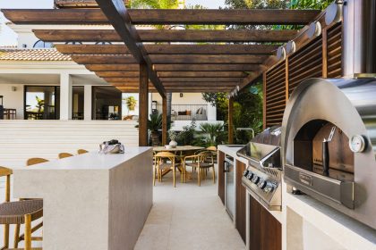 22fce7a035204c023bcc8eb875def644 - 14