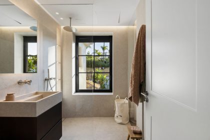 22fce7a035204c023bcc8eb875def644 - 22