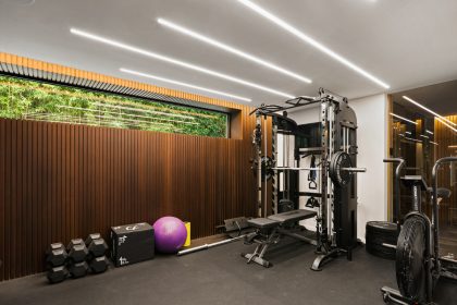 22fce7a035204c023bcc8eb875def644 - 24