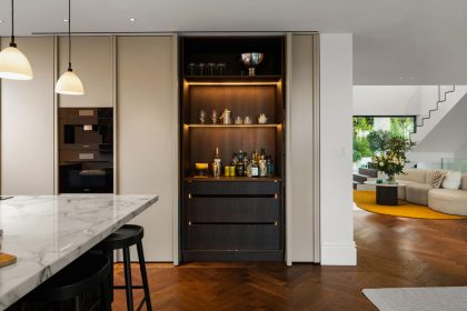 22fce7a035204c023bcc8eb875def644 - 8