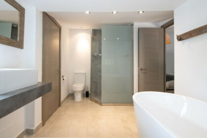 238e3e1bf65faa7d22bca453025bc515 - 22