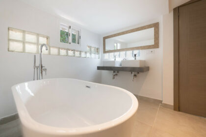 238e3e1bf65faa7d22bca453025bc515 - 35