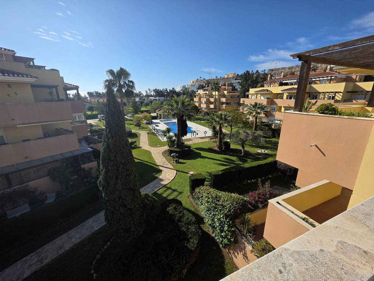 24327276daa601225263e9989a5692f0 - 11