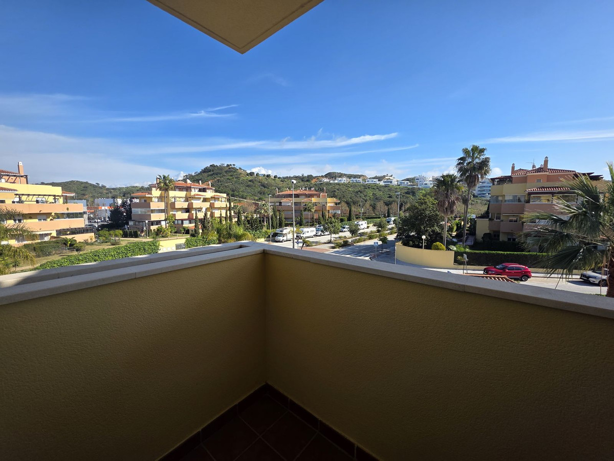 24327276daa601225263e9989a5692f0 - 14