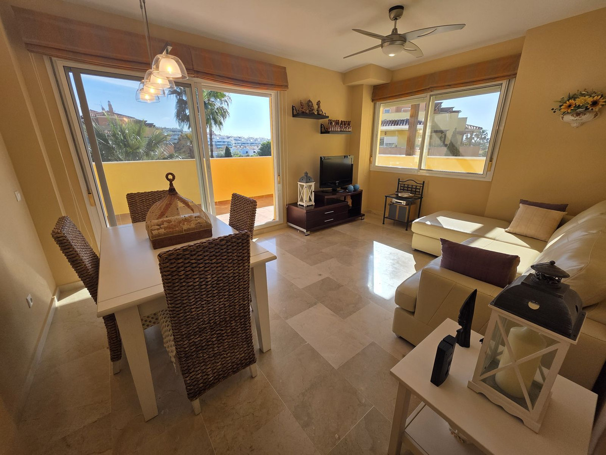 24327276daa601225263e9989a5692f0 - 2