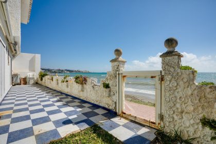 249679aaa1c65d7c45d716b81babfac5 - 14