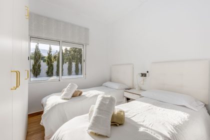 24f4db6d5bee76db5af0401eb4f995a4 - 17